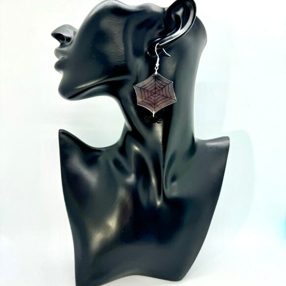 Spider Web Earrings - Halloween Earrings - Bug Earrings - Spider Accessories - Picture 6 of 8